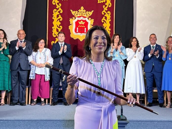 María de la Paz Fernández es investida alcaldesa de Ronda (Málaga)